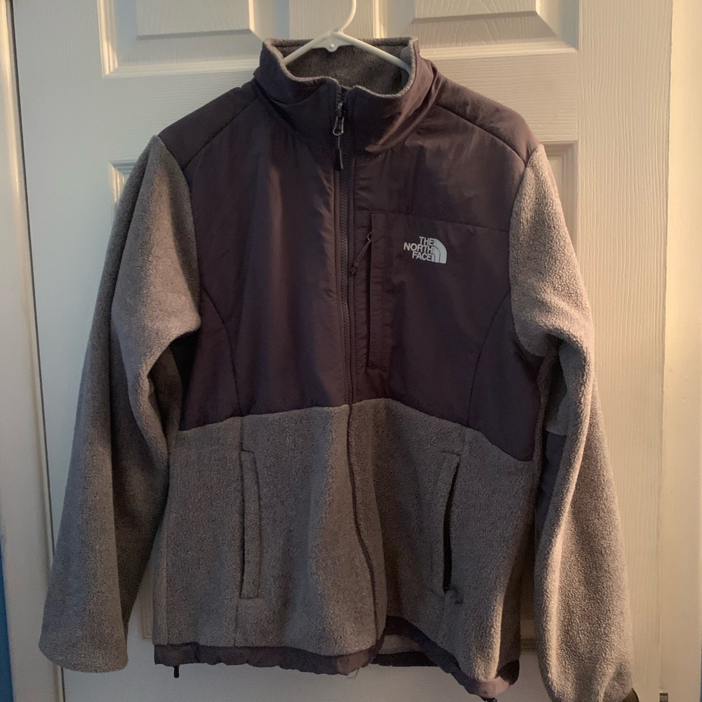 Women’s Northface Denali jacket size Large